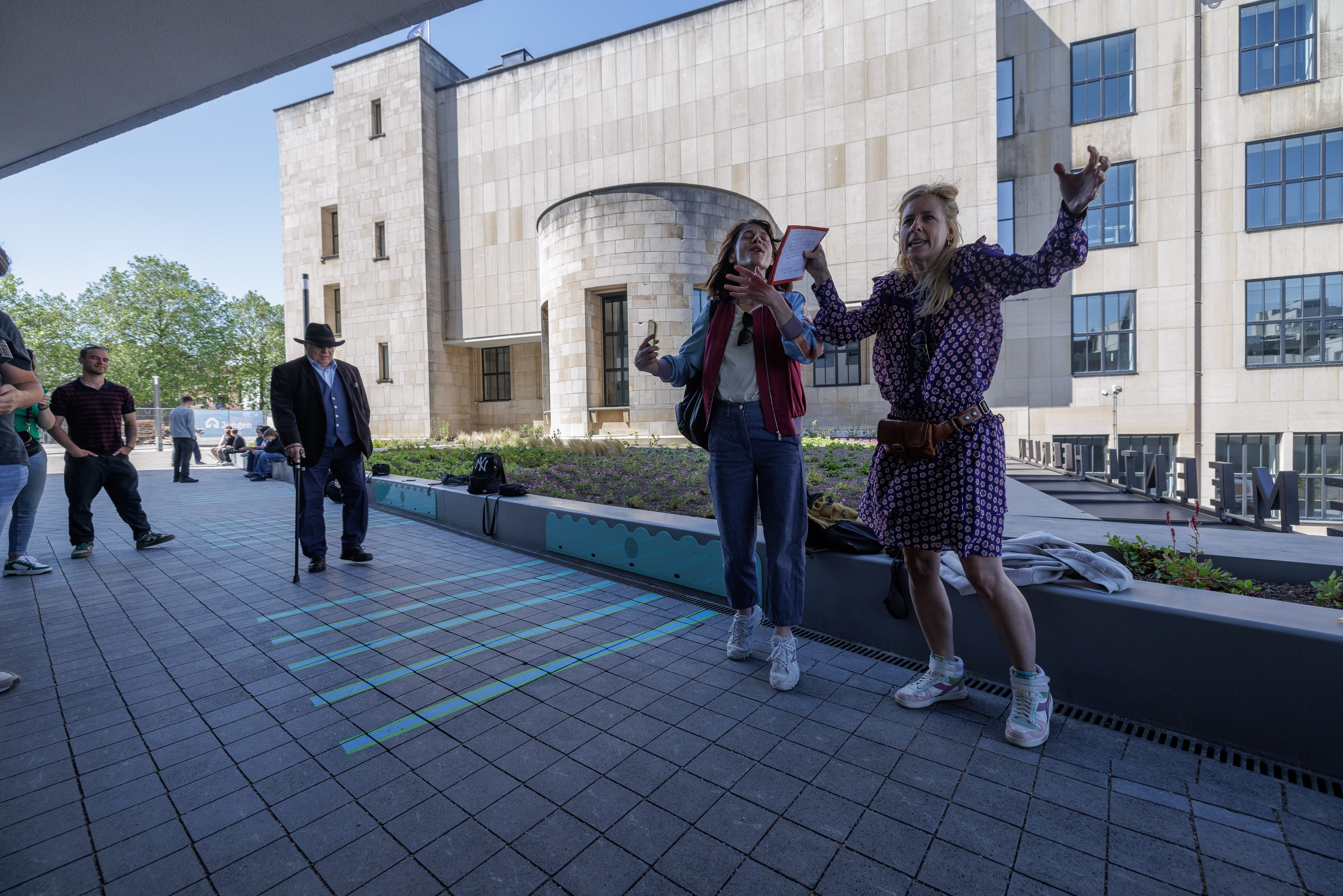 Walk Walk Dance | foto: Luc Lodder