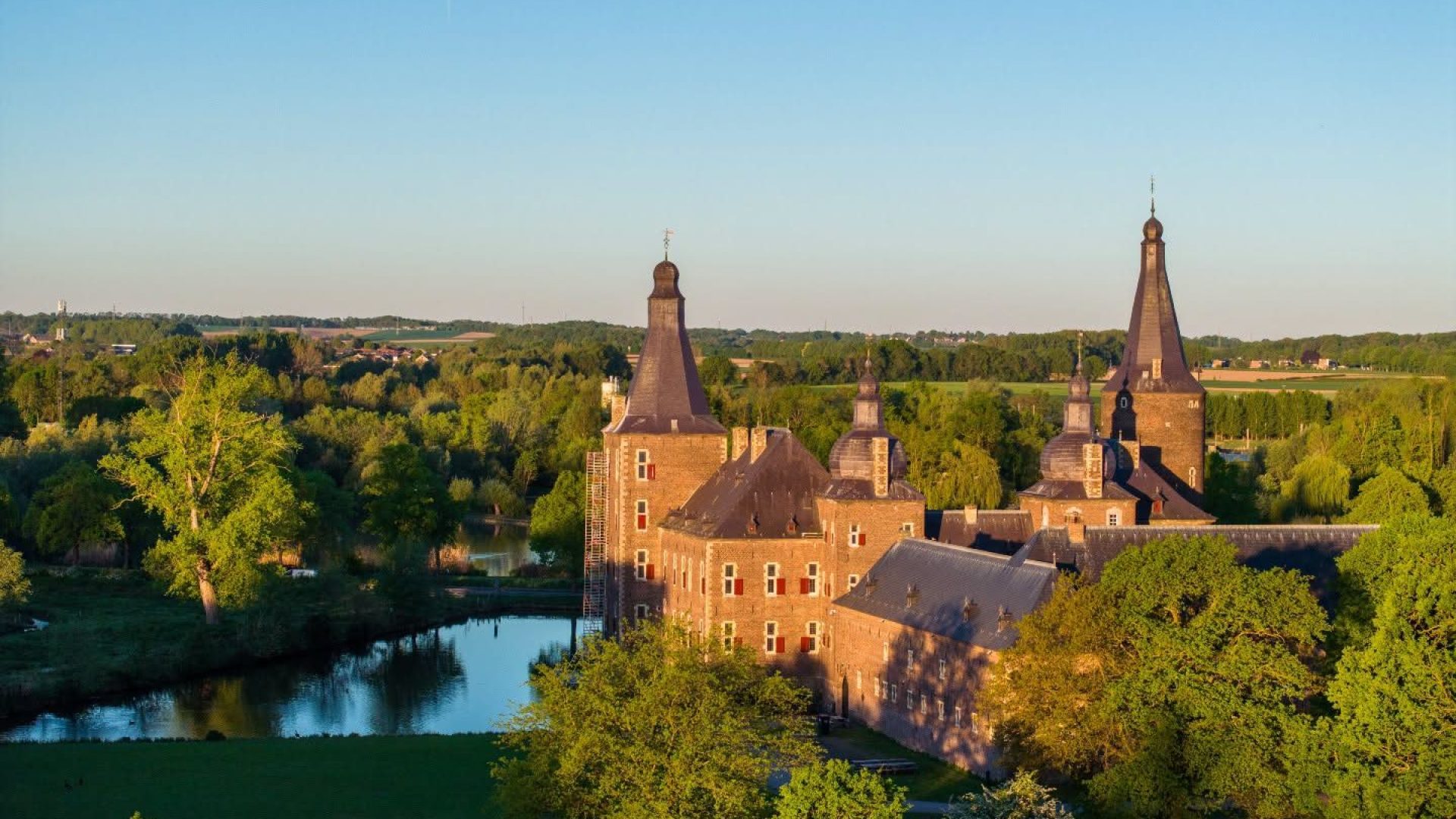 Waterwandeling met gids bij Kasteel Hoensbroek