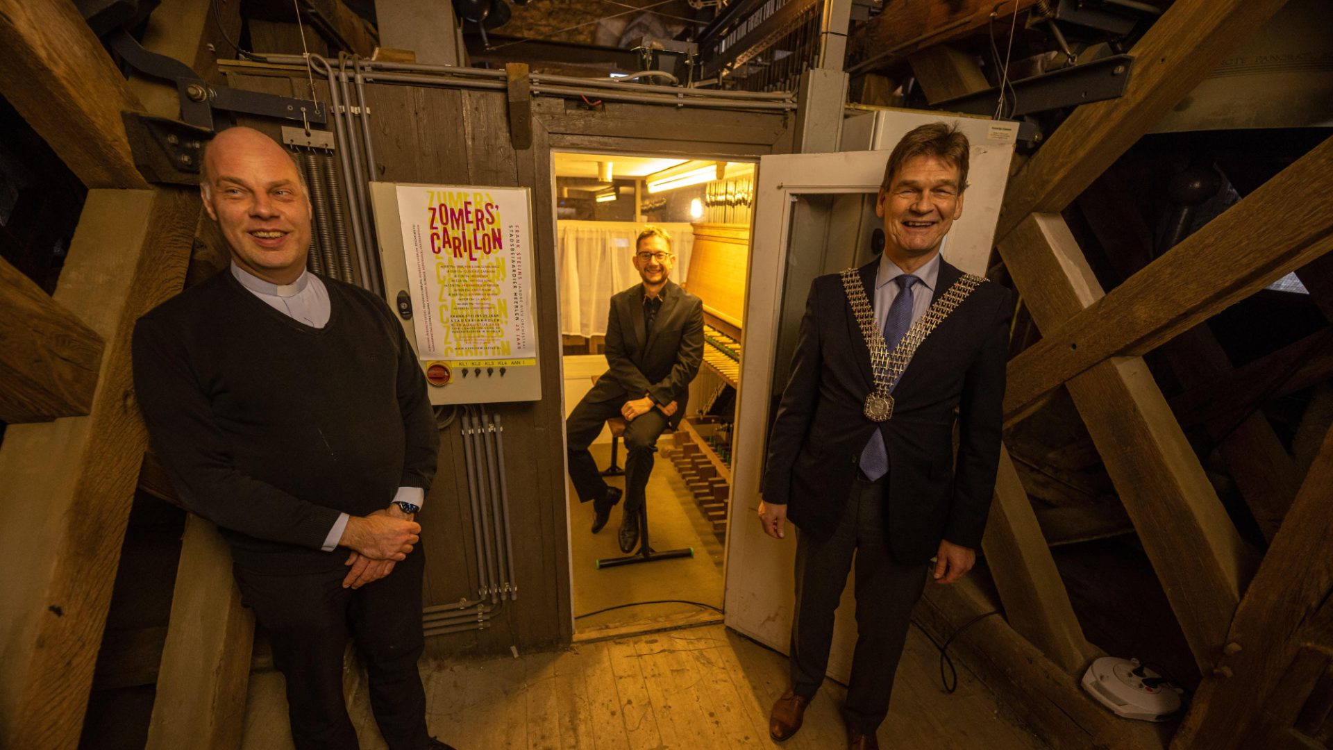 Heerlen wordt verrast met digitaal kerstconcert van stadsbeiaardier Frank Steijns
