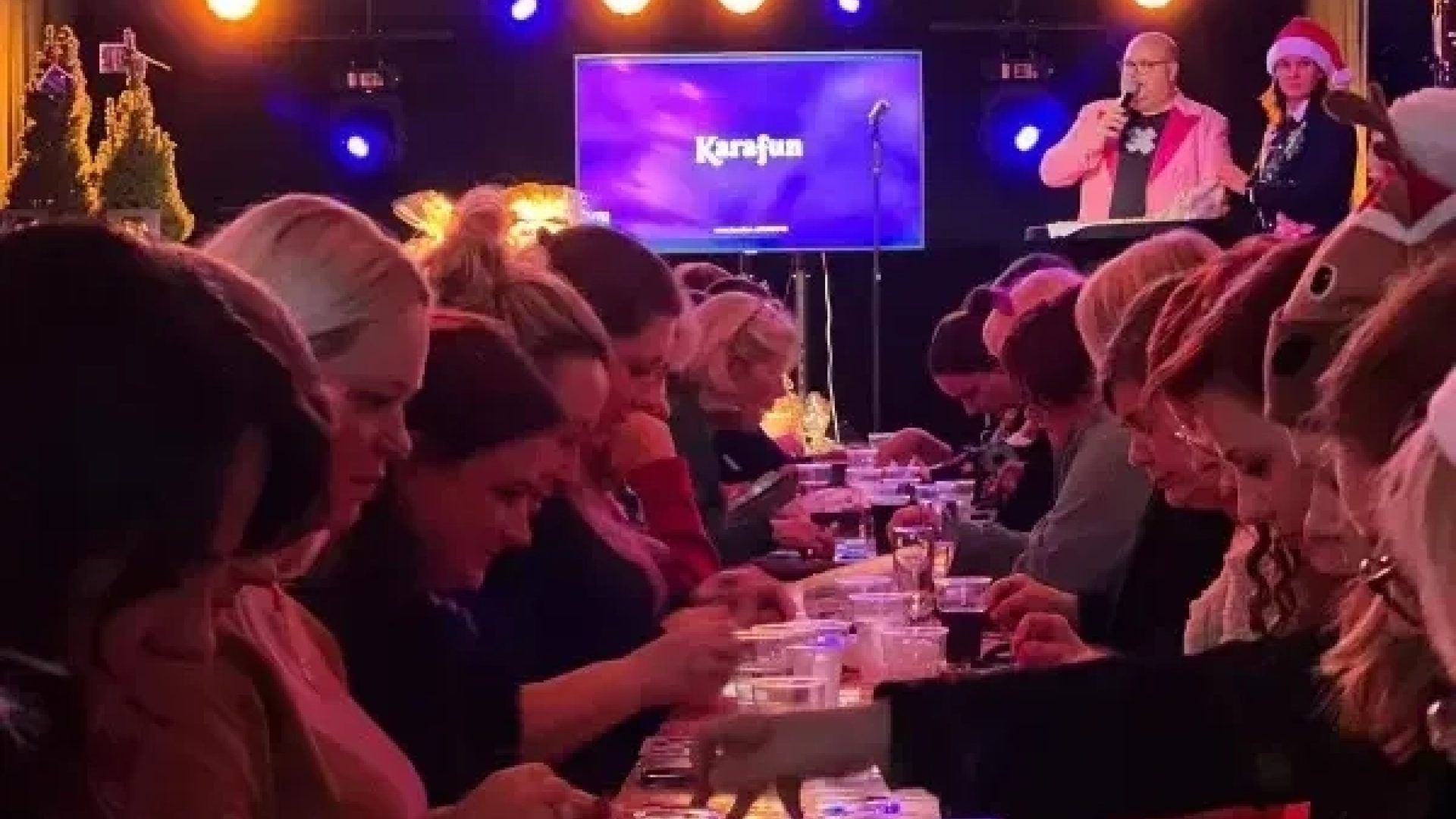 Ladies Circle Presents Foute Kien *Vol