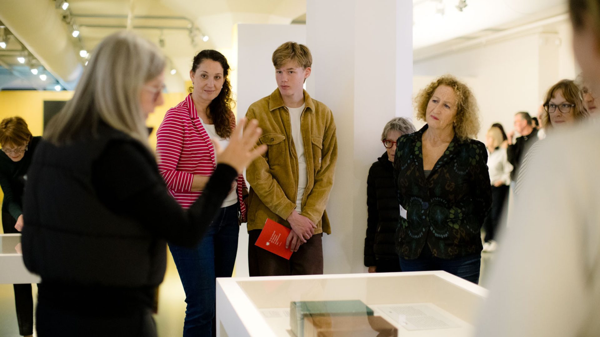 Zondagsrondleiding: Rooted in Change